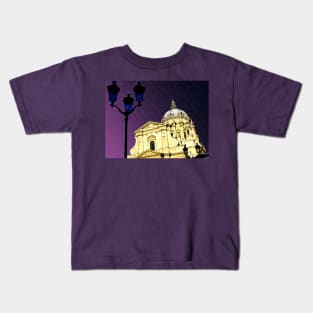 France. Paris. The church of the Val-de-Grâce. Kids T-Shirt